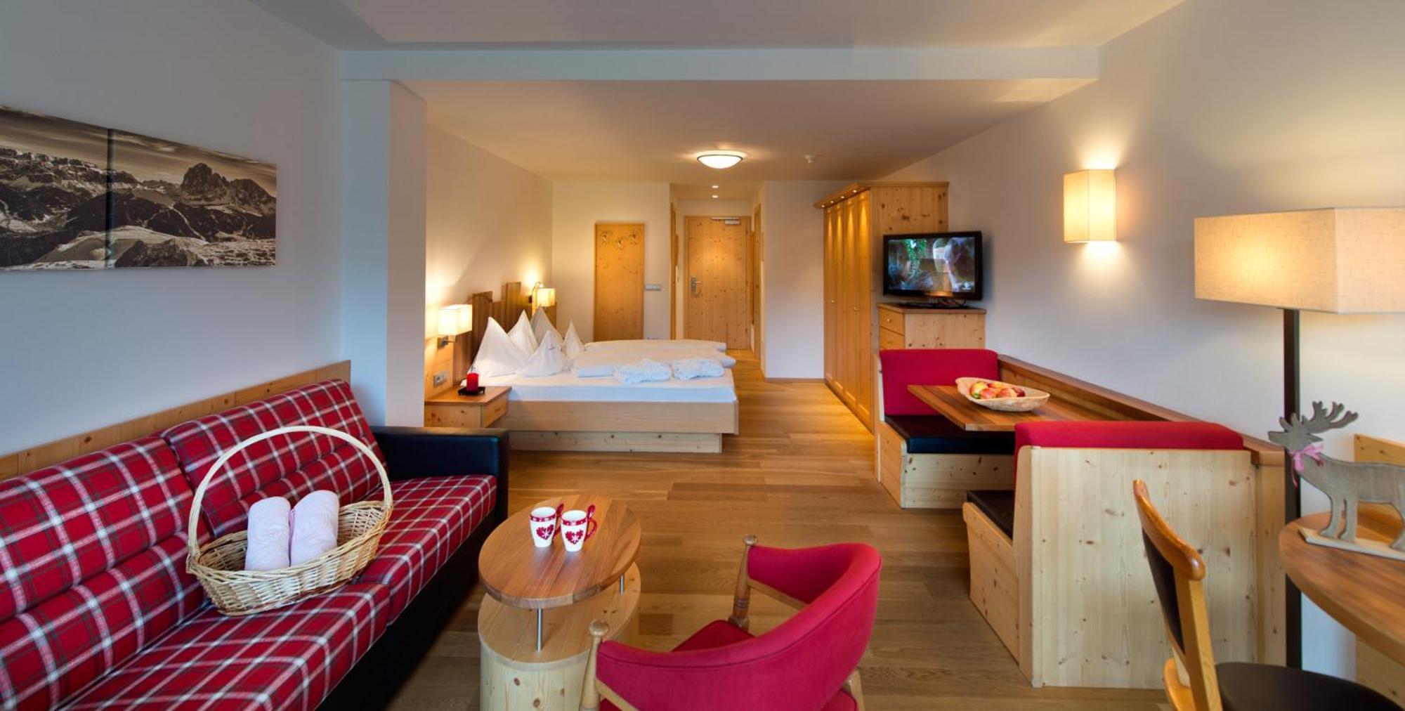 Hotel Alpenroyal كاستيلِروتّو المظهر الخارجي الصورة