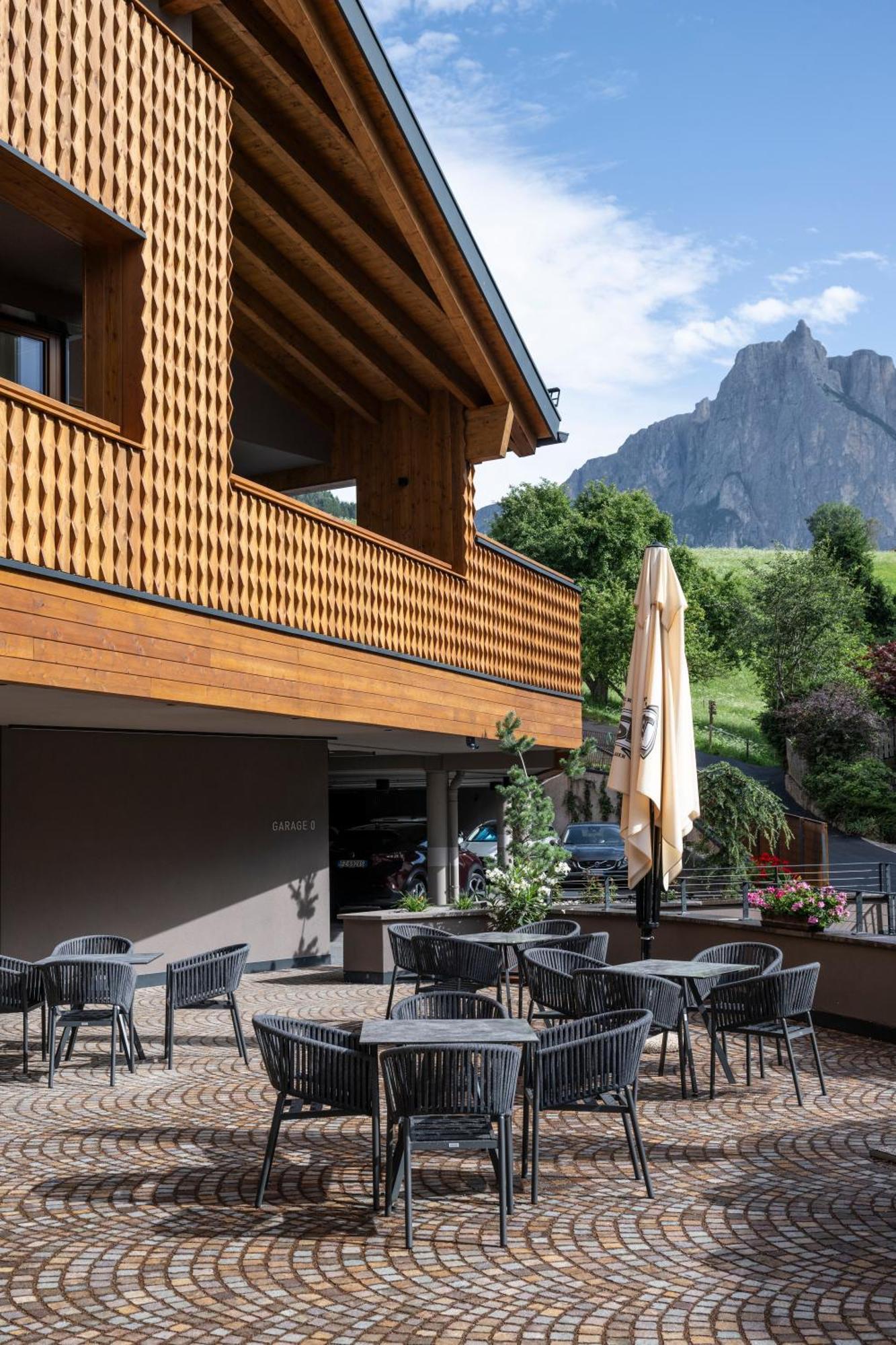 Hotel Alpenroyal كاستيلِروتّو المظهر الخارجي الصورة