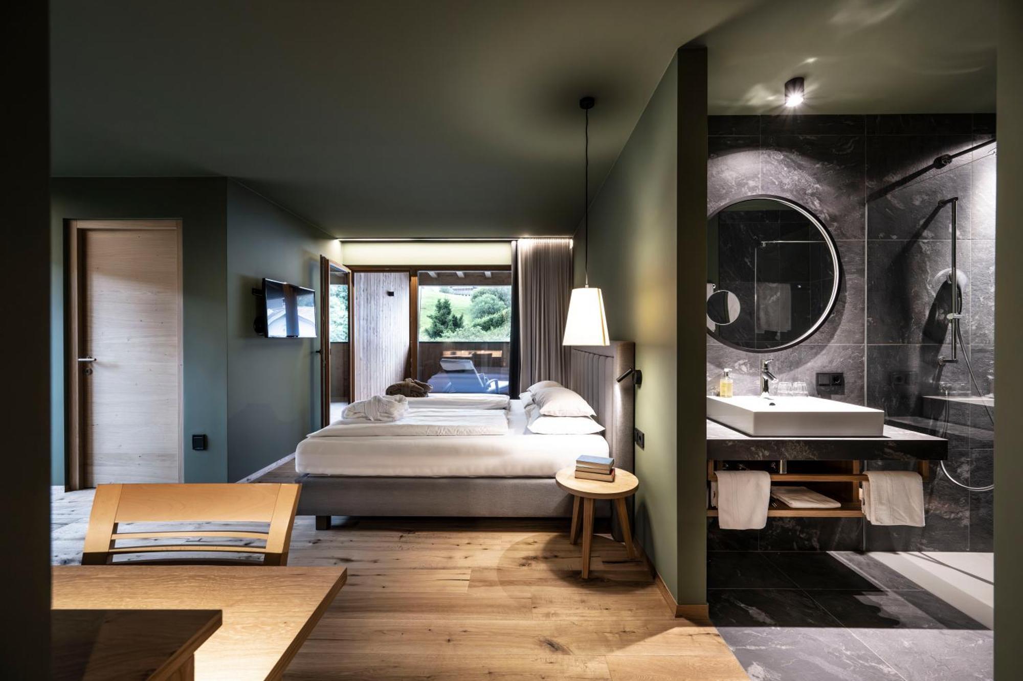 Hotel Alpenroyal كاستيلِروتّو المظهر الخارجي الصورة