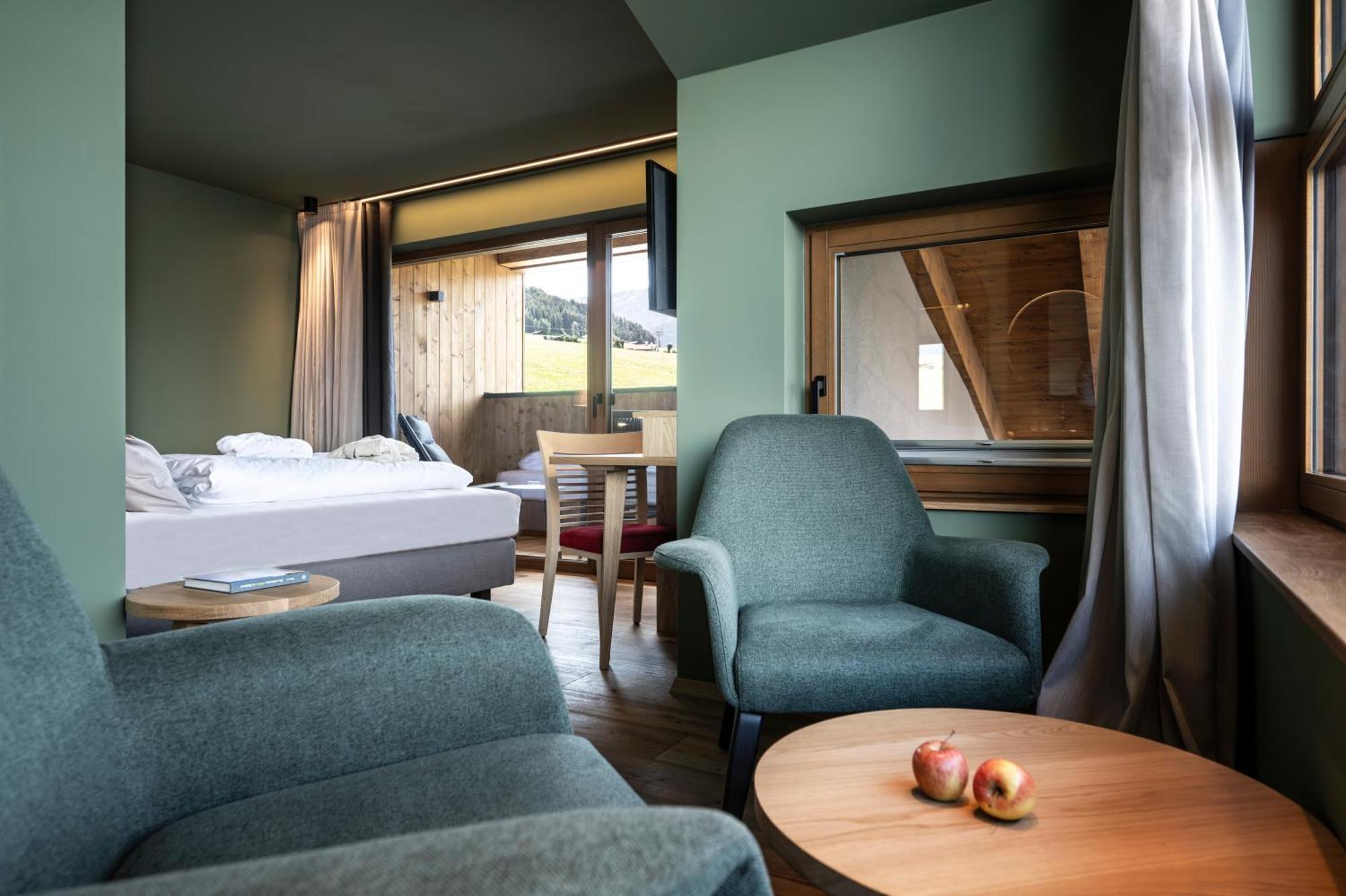 Hotel Alpenroyal كاستيلِروتّو المظهر الخارجي الصورة